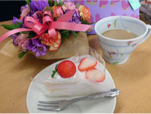 誕生日ケーキ